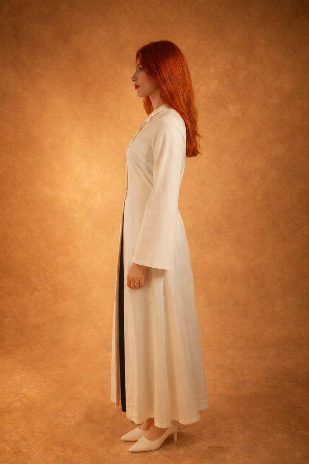 Nari abaya in white